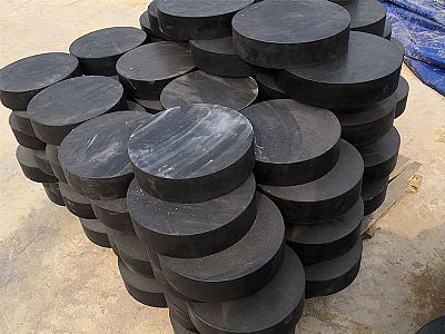 武山县板式橡胶支座由若干层橡胶片与薄钢板经加压硫化